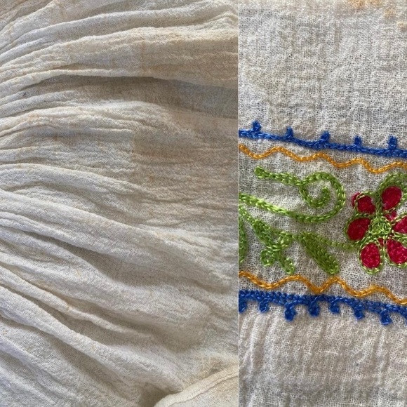 ๐ผ Stunning โ70s Vintage Boho Maxi Dress w/ Flower Embroidery Detail ๐ชก๐ป - Picture 3 of 3